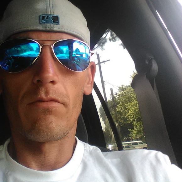 Meet your Posher, James - Picture 1 of 1